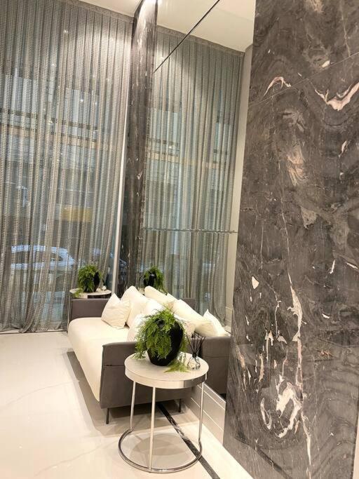 Apartamento Ape Eleganza | Bc | 150m Do Mar | Fg | 4 Qtos Balneario Camboriu